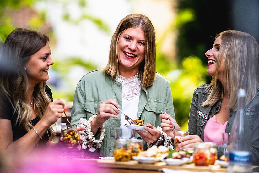 Lange Tafel Lange Tafel